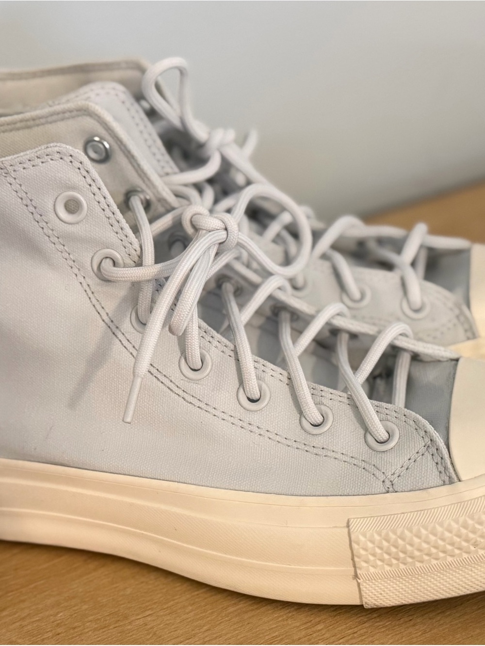 Converse High-Top Canvas Sneakers in Light blue and white